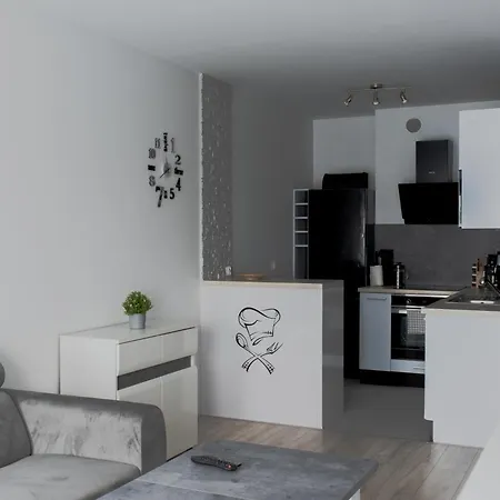 Rentplanet - Przy Lotnisku *