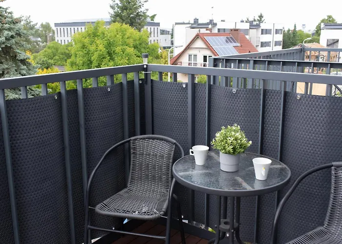 Rentplanet - Przy Lotnisku 아파트 포즈난