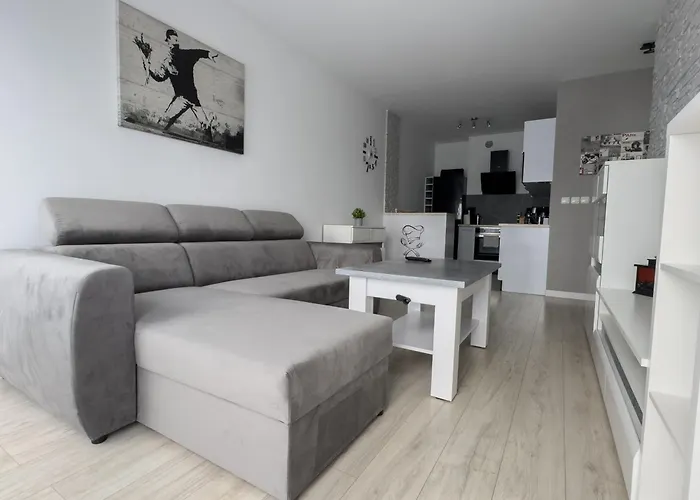 Rentplanet - Przy Lotnisku * Poznań