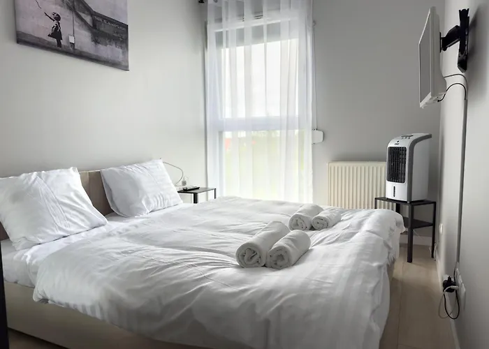 Appartement Rentplanet - Przy Lotnisku *