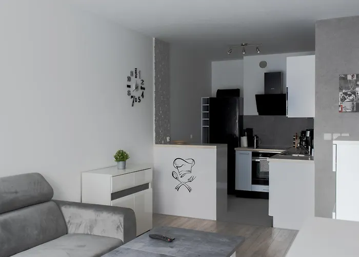 Rentplanet - Przy Lotnisku *